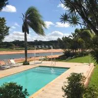 Casa de campo inteira de frente pra Represa Avaré, hotel ad Avaré