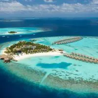 Dhangethi में, होटल OUTRIGGER Maldives Maafushivaru Resort