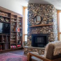 Wapiti View 6-Bedroom Cabin 28mins to Yellowstone