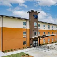 Days Inn & Suites by Wyndham Horn Lake - Memphis Graceland، فندق في هورن ليك