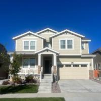 Spacious 3 Bedroom 2 1/2 Bath Home Self Check In, hotel in Parker