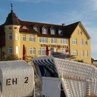 Hotel Schweriner Hof by ANS, hótel í Kühlungsborn