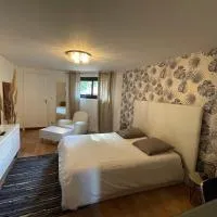 Ty Logis, hotelli kohteessa Montrabé
