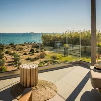 Thalassa Suite-Grand Blue Beach residence, hotell i Lixouri