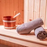 Bungalow im Schwarzwald auf wunderschönem Anwesen, hotel en Neubulach