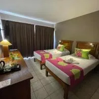 Tiki Hôtel - Hôtel d'application du Lycée de Tahiti، فندق في بوناويا