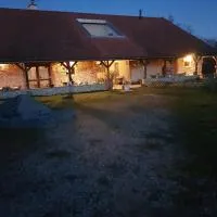 Chez So et Compagnie, Hotel in Saint-Gérand-de-Vaux