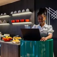 MOKA Hôtel centre-ville, hotel v destinácii Lorient
