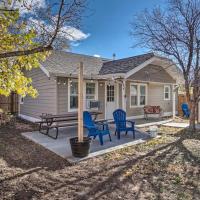 Charming Cheyenne Home about 1 Mi to Downtown!, hotel dekat Bandara Regional Cheyenne - CYS, Cheyenne