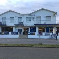 Viesnīca Hotel de la Forêt pilsētā Senilērderjē