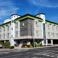 THE ATRIUM HOTEL SFO AIRPORT - FREE Shuttle & Breakfast, hotell sihtkohas San Bruno