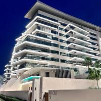 Amazing located 1-Bedroom apartments in Yas Island, hotel in Yas Island, Abu Dhabi