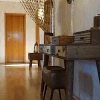 Großzügige Wohnung mit Terrasse und Gartenzugang - das komplette Erdgeschoß, hotel v Bindlachu