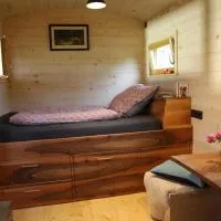 Tinyhaus Birne, hotel en Mehring