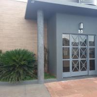 Hotel Albatroz，位于乌贝拉巴乌贝拉巴机场 - UBA附近的酒店
