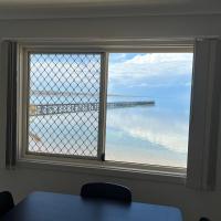 Beachside & Jetty View Apartment 7 - Sea Eagle Nest Apartment, hotel a prop de Streaky Bay Airport - KBY, a Streaky Bay