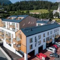 All-Suite Resort Fieberbrunn inkl Aubad-Eintritt im Winter und im Sommer inkl Lauchsee Eintritt – hotel w mieście Fieberbrunn