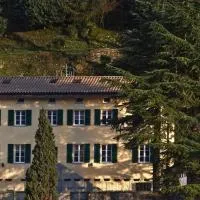 Rosa dei Venti - Lake view Apartments & Suites, hotel in Bellano