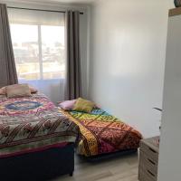 Habitación 1 o 2 personas con baño privado en apartamento compartido, hotel en Calama