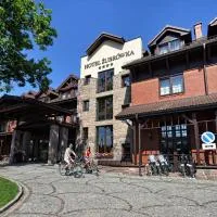 Hotel Żubrówka Spa & Wellness, hotel v destinácii Białowieża