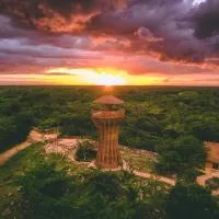 Destino Mío Mayan Jungle Retreat, ξενοδοχείο σε Tekit
