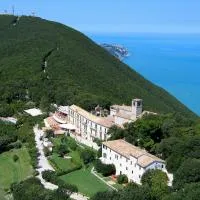 Hotel Monteconero, hotel v destinaci Sirolo