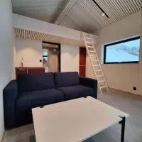 Minihuset ved skogen, hotel v destinaci Isfjorden