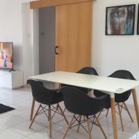 ELLA LUXURY APARTMENT - (BREAKBOOKING CY)