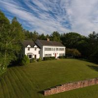 The Garden Estate, hotel din apropiere de Aeroportul Regional Rutland–Southern Vermont - RUT, West Rutland