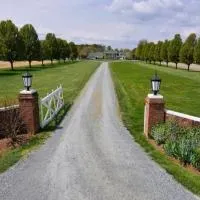 Inn at Huntingfield Creek, hotel di Rock Hall