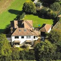 WILLOW RIDGE - a large country house with 3 rental rooms, hotel en Clutton