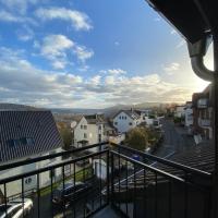 Ferienwohnung mit Aussicht, hotel in: Karthause, Koblenz