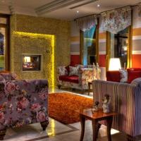 Dryades Hotel