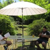 ECOHOSTAL HUELLAS DEL BOSQUE, hotel v destinácii Valdivia