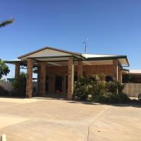 Boulder Opal Motor Inn, hotel in Winton