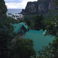 Garden View Resort Tonsai, hotel in Tonsai Beach