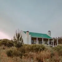 Blue Crane Farm Lodge, hotel em Botrivier