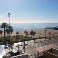 Escapada a la costa del Sol、フエンヒロラ、Las Gaviotas Beachのホテル