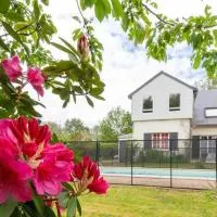 Gîte Cocooning avec Piscine Partagée au Cœur de la Campagne Sarthoise, Proche Zoo et Circuit du Mans - FR-1-410-331, hotel em Dureil