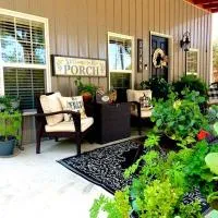 A Tranquil Retreat Loaded - Sleeps 10, hotel in Platt