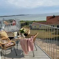 Hotell Hanöhus Hällevik، فندق في سولفسبورغ