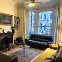 Double bedroom with en-suite bathroom in Chelsea - central London - share apartment