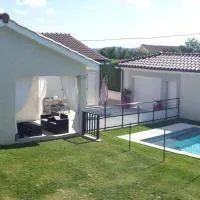 Petit nid douillet, hotel Reventin-Vaugris-ben