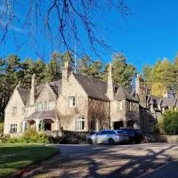 Cambus O' May Traditional Highland Hotel, hotel en Ballater