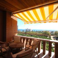 Lets Holidays Apartment Sea Views in Barcelona, hotel in Vila Olímpica, Barcelona