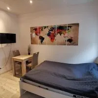 Gemütliches Zimmer mit eigenem Bad und Küche, hotel em Swisttal