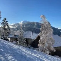 Au Diapason Chambres d'hôtes montagne, hotel di Auzet