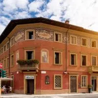 Palazzo Fritz, hotel Badia Calavenában
