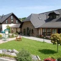 Landhotel Rittersgrün، فندق في بريتينبرون