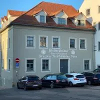 KM - Altstadtapartments Freiberg, хотел в Фрайберг
